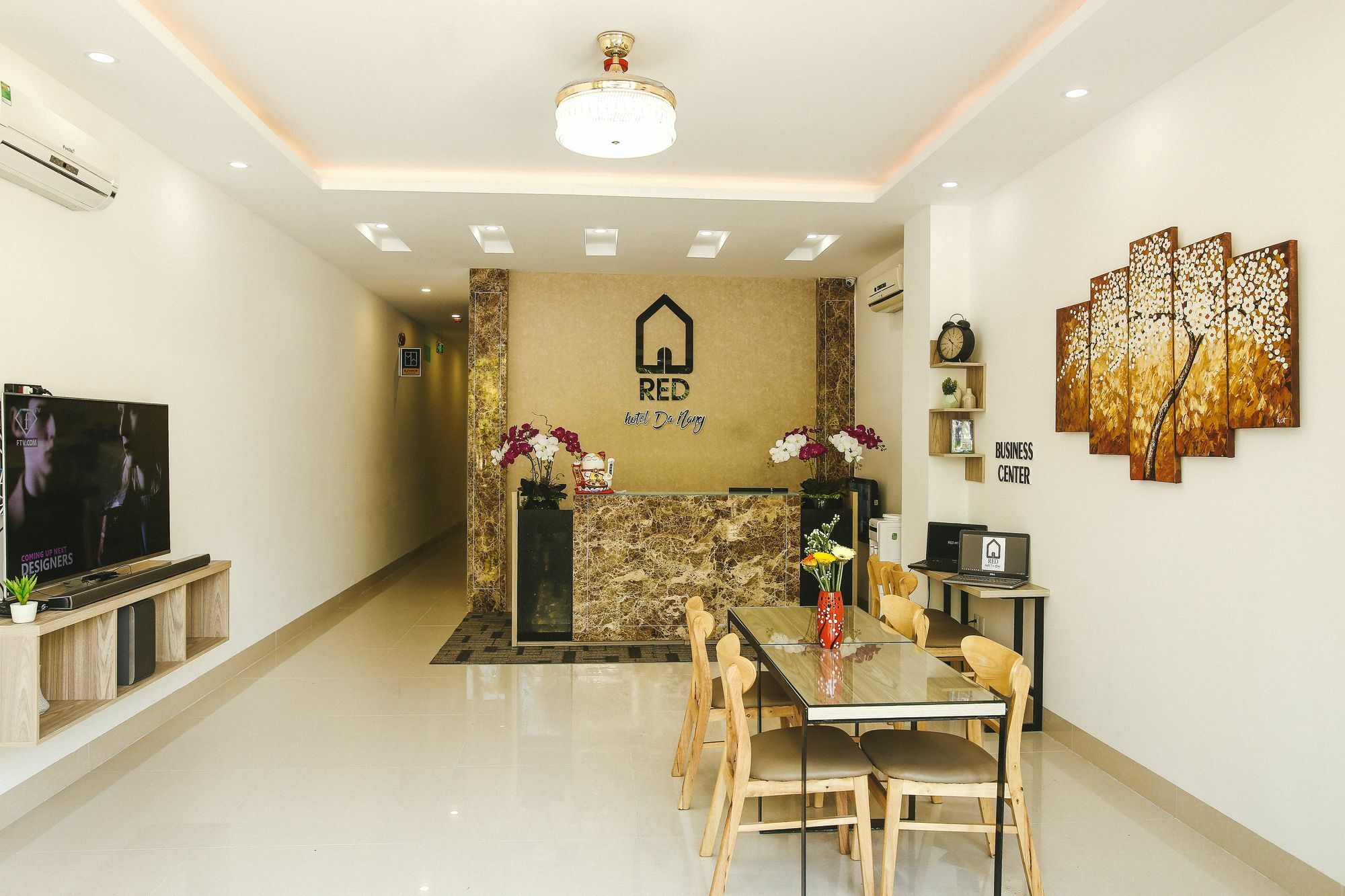 Red Hotel Đà Nẵng Extérieur photo
